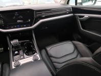 Volkswagen Touareg  3.0 TDI R-Line