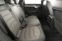 Volkswagen Touareg  3.0 TDI R-Line