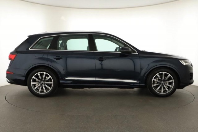 Audi Q7  55 TFSI 