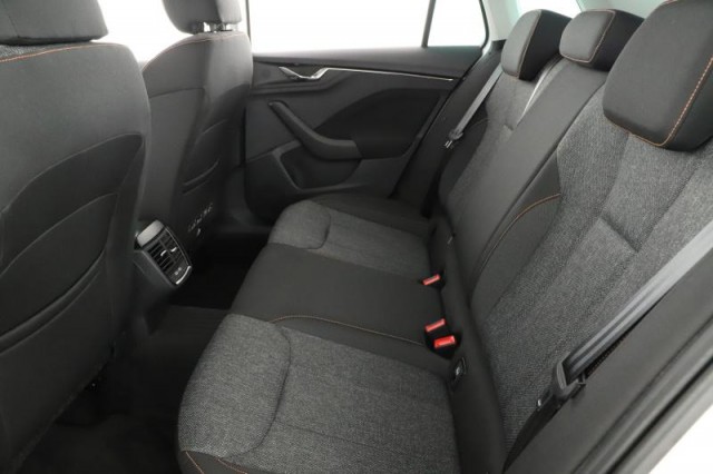 Škoda Kamiq  1.0 TSI Ambition