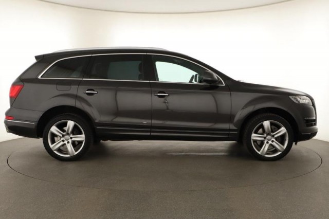 Audi Q7  3.0 TDI 