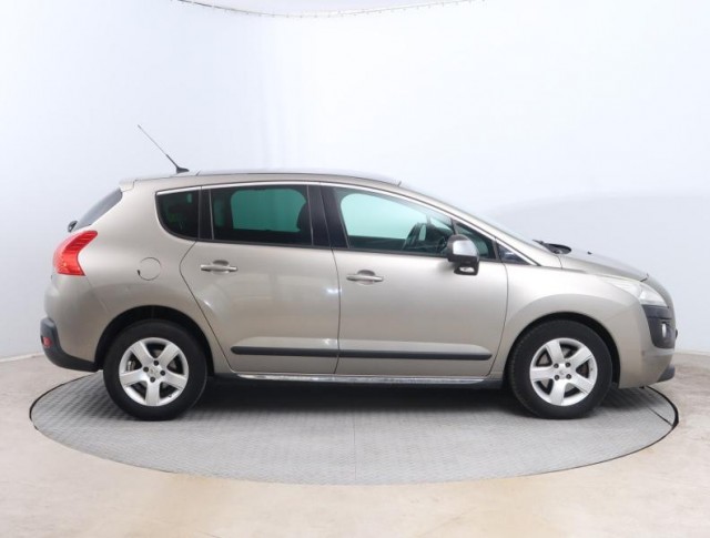 Peugeot 3008  2.0 HDi 
