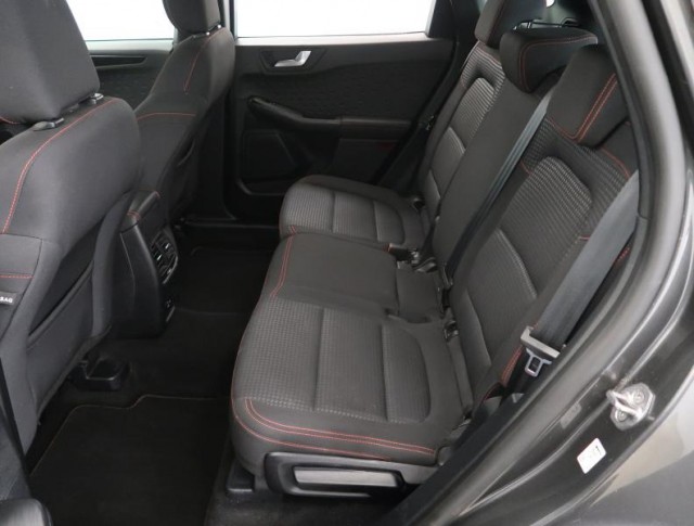 Ford Kuga  1.5 TDCi ST-Line