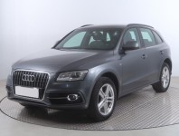 Audi Q5  2.0 TDI S line