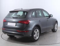 Audi Q5  2.0 TDI S line