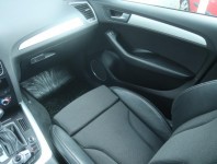 Audi Q5  2.0 TDI S line