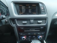 Audi Q5  2.0 TDI S line