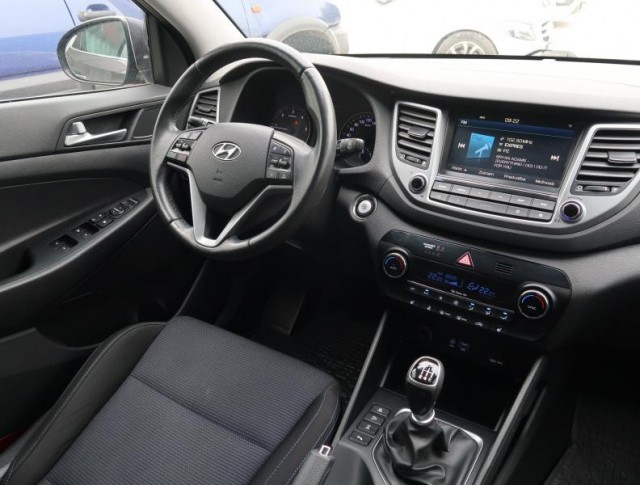Hyundai Tucson  2.0 CRDi 