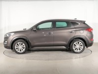 Hyundai Tucson  2.0 CRDi 
