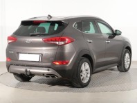 Hyundai Tucson  2.0 CRDi 
