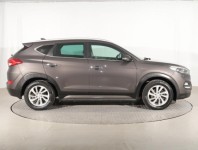 Hyundai Tucson  2.0 CRDi 