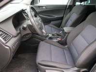 Hyundai Tucson  2.0 CRDi 