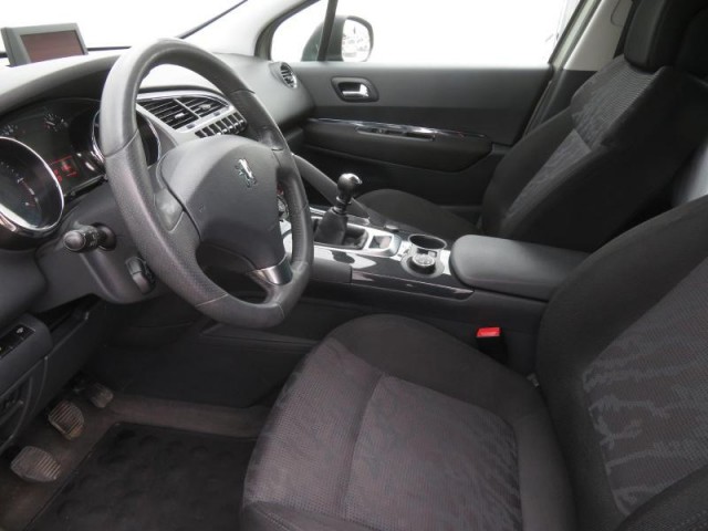 Peugeot 3008  2.0 HDi Acces