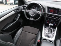 Audi Q5  3.0 TDI S line