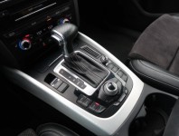 Audi Q5  3.0 TDI S line