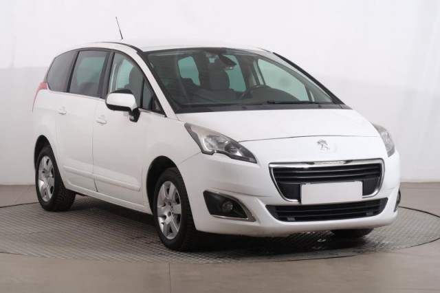 Peugeot 5008  1.6 HDi 
