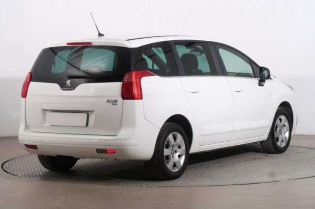 Peugeot 5008  1.6 HDi 