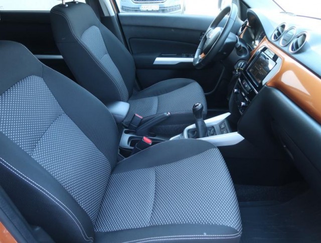 Suzuki Vitara  1.6 VVT Premium