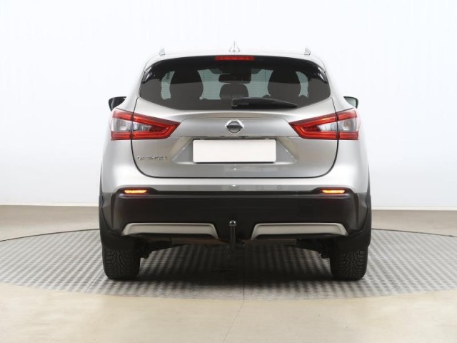 Nissan Qashqai  1.3 DIG-T 