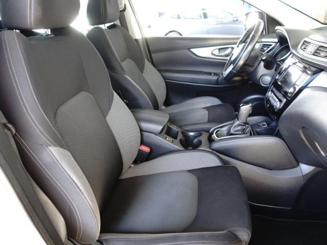 Nissan Qashqai  1.3 DIG-T 