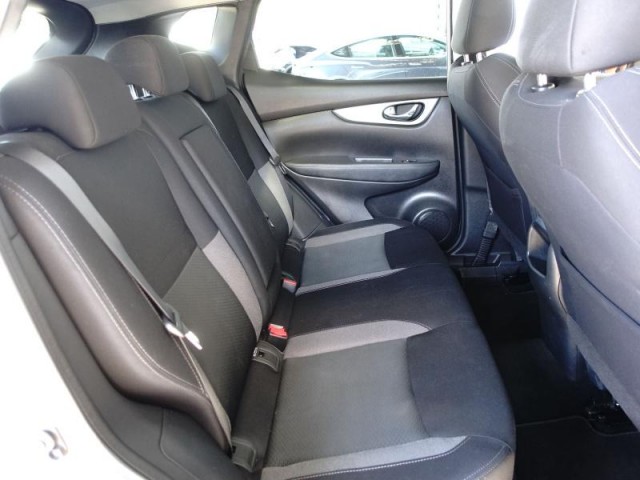 Nissan Qashqai  1.3 DIG-T 