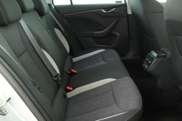 Škoda Kamiq  1.0 TSI 
