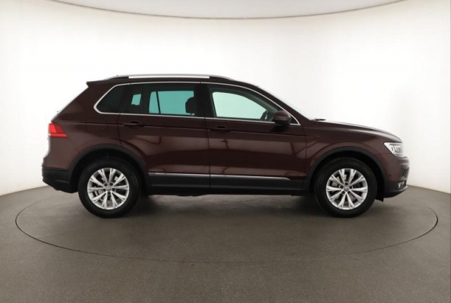 Volkswagen Tiguan  2.0 TDI 