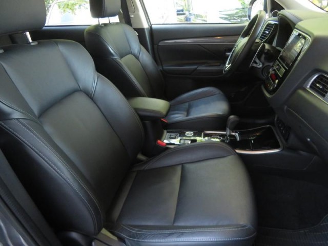 Mitsubishi Outlander  2.0 Intense