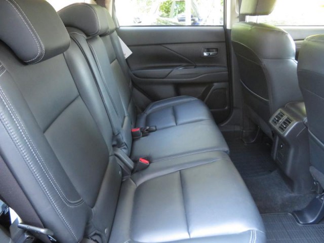 Mitsubishi Outlander  2.0 Intense