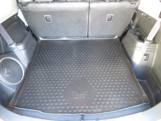 Mitsubishi Outlander  2.0 Intense