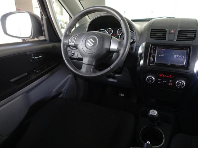 Suzuki SX4  1.6 VVT 