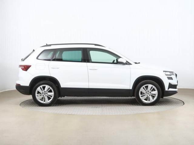 Škoda Karoq  1.5 TSI Fresh