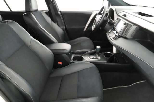 Toyota RAV 4  2.5 Hybrid 