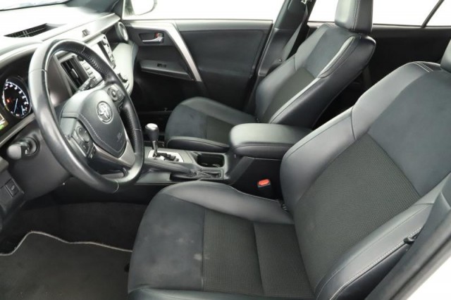 Toyota RAV 4  2.5 Hybrid 