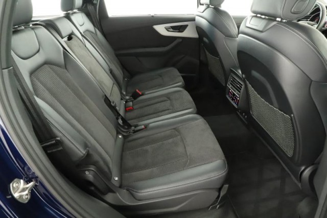 Audi Q7  55 TFSI S-Line