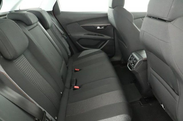 Peugeot 3008  1.6 BlueHDi 
