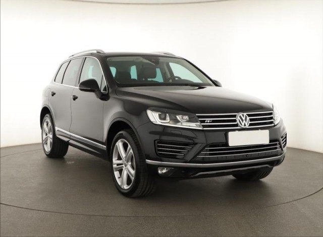 Volkswagen Touareg  3.0 TDI R-Line