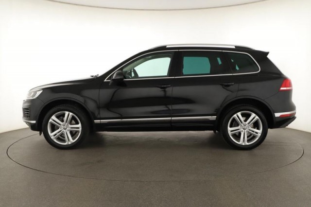 Volkswagen Touareg  3.0 TDI R-Line