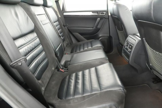 Volkswagen Touareg  3.0 TDI R-Line
