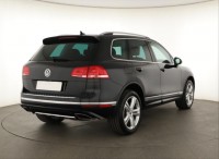 Volkswagen Touareg  3.0 TDI R-Line