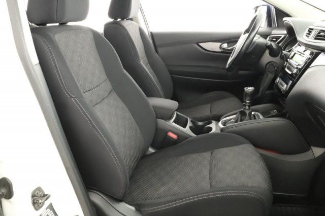 Nissan Qashqai  1.2 DIG-T 