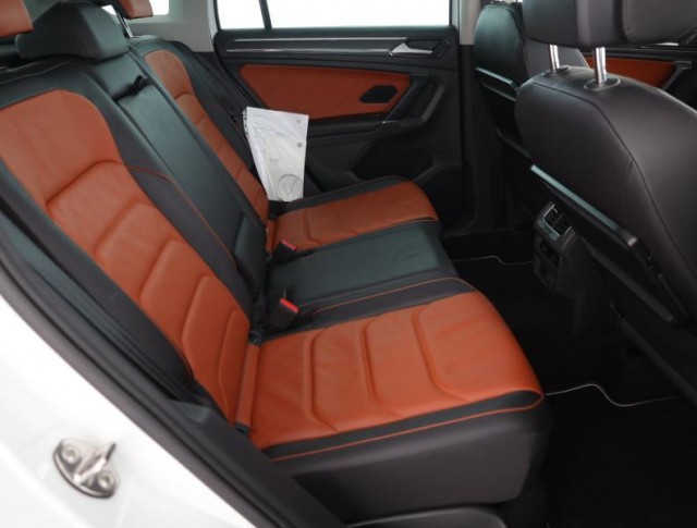 Volkswagen Tiguan  2.0 TSI R-Line