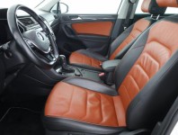 Volkswagen Tiguan  2.0 TSI R-Line