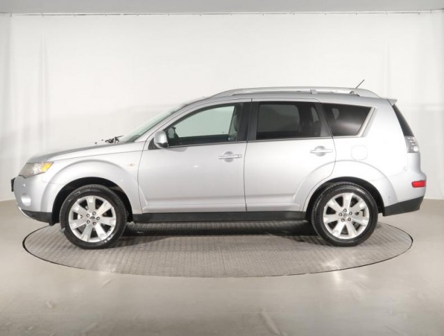 Mitsubishi Outlander  2.0 DI-D Invite