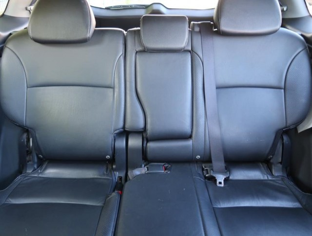 Mitsubishi Outlander  2.0 DI-D Invite