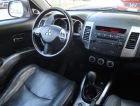 Mitsubishi Outlander  2.0 DI-D Invite