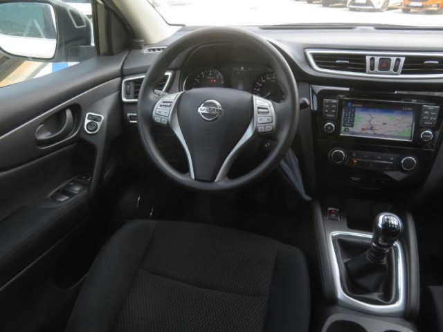 Nissan Qashqai  1.2 DIG-T Visia