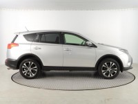 Toyota RAV 4  2.2 D-4D Style