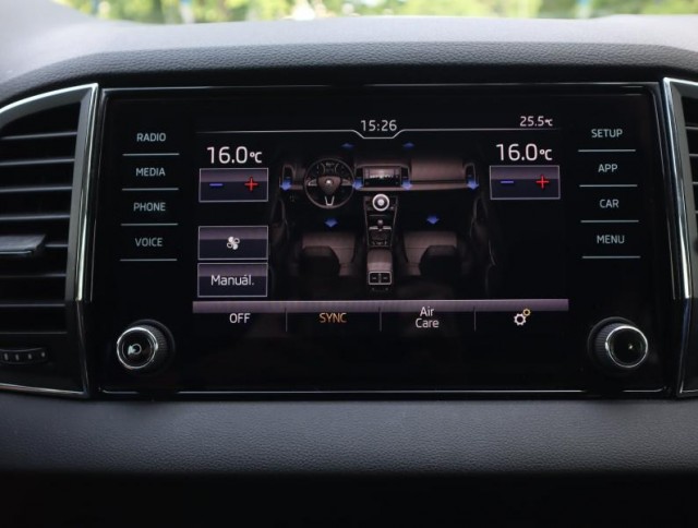 Škoda Karoq  1.0 TSI Ambition Plus