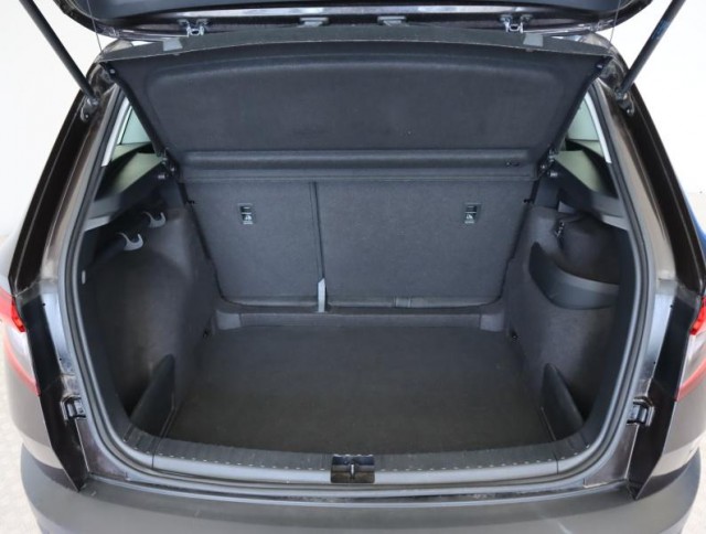 Škoda Karoq  1.0 TSI Ambition Plus
